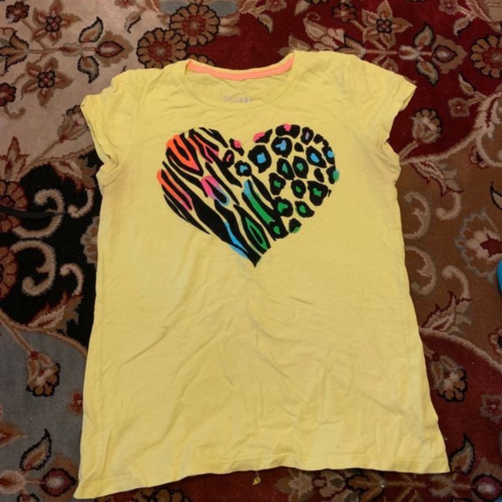 Clothes - Picture 3 of 8